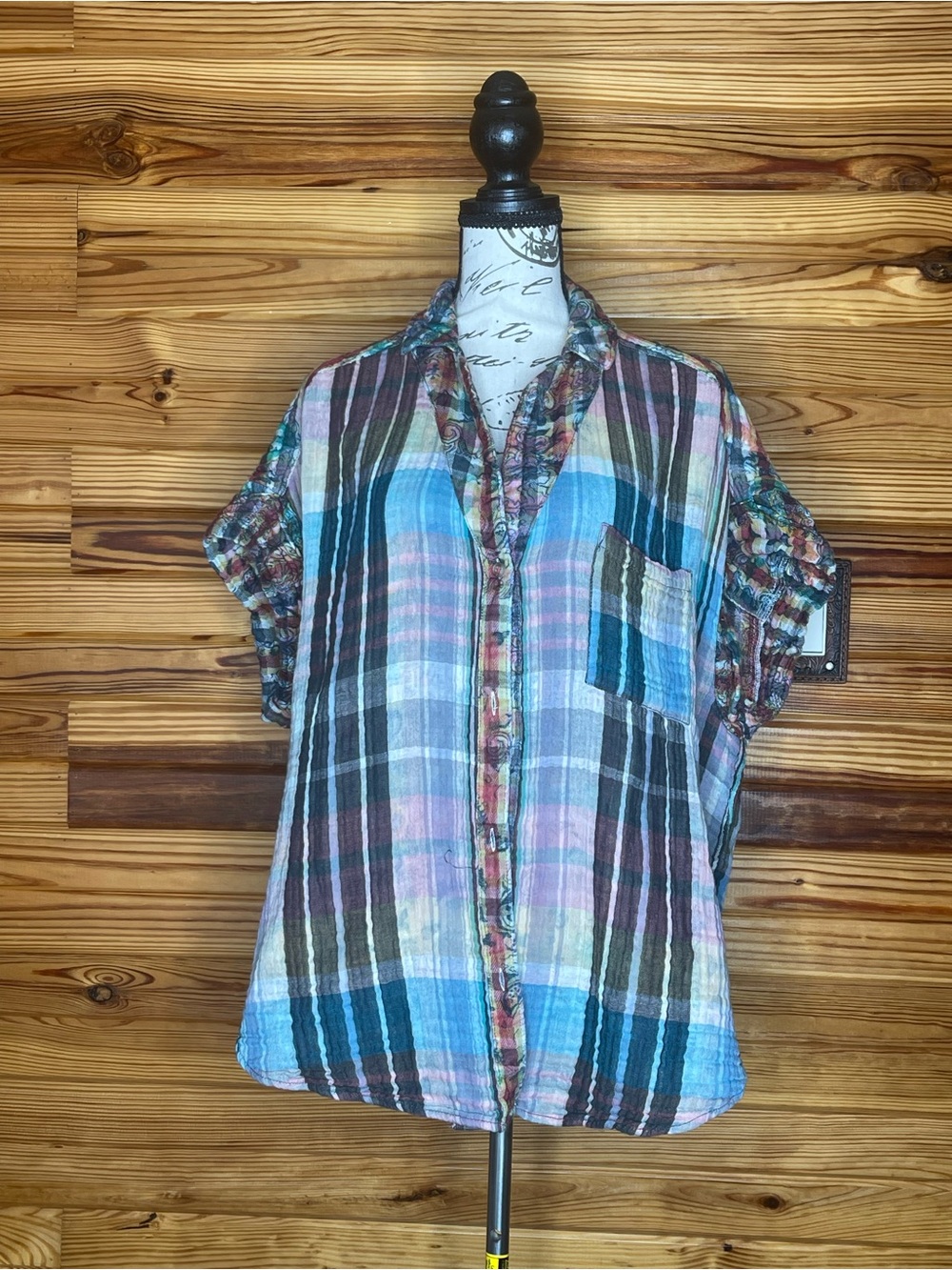 Anthropologie Multicolor Plaid Short-Sleeve Button-Front Shirt
